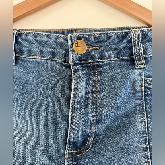 🛍️$5 SALE - D Jeans, cropped wide leg, size 10 - Picture 3 of 7